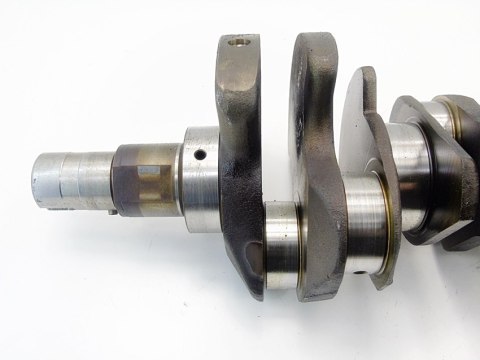WAŁ KORBOWY 3.6 V6 XL7 CADILLAC STS CTS SRX ACADIA WAŁ KORBOWY 3.6 V6 XL7 CADILLAC STS CTS SRX ACADIA