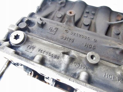 BLOK SILNIKA Z10XE 1.0 12V AGILA CORSA C 9242084 BLOK SILNIKA Z10XE 1.0 12V AGILA CORSA C 9242084