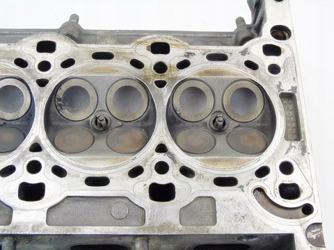 GŁOWICA 90400233 1.0 12V AGILA A CORSA B C GŁOWICA 90400233 1.0 12V AGILA A CORSA B C
