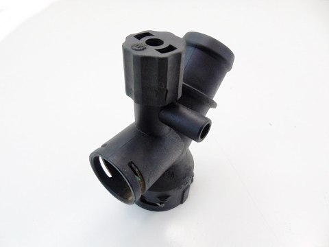 KRÓCIEC WODY 2.0 FSI AUDI A3 8P GOLF 5 TOURAN KRÓCIEC WODY 2.0 FSI AUDI A3 8P GOLF 5 TOURAN