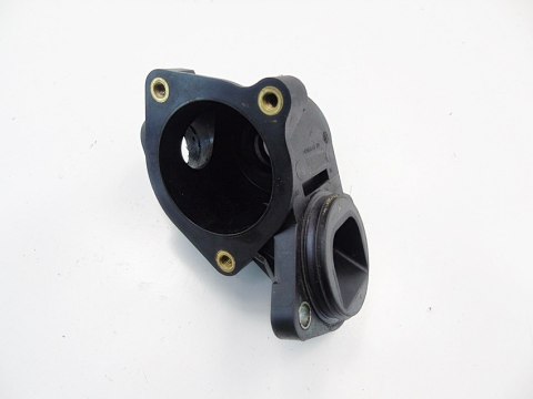 OBUDOWA TERMOSTATU 2.0 FSI AUDI A3 GOLF 5 TOURAN OBUDOWA TERMOSTATU 2.0 FSI AUDI A3 GOLF 5 TOURAN