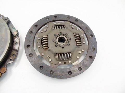 SPRZĘGŁO DOCISK TARCZA 1.0 12V AGILA A CORSA B C SPRZĘGŁO DOCISK TARCZA 1.0 12V AGILA A CORSA B C