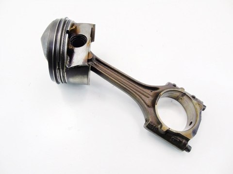 TŁOK KORBOWÓD 2.0 FSI AUDI A3 8P GOLF 5 TOURAN AXW TŁOK KORBOWÓD 2.0 FSI AUDI A3 8P GOLF 5 TOURAN AXW