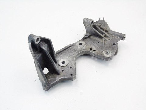 ŁAPA POMPY WTRYSKOWEJ 3.0 TDI AUDI A4 B8 A5 Q5 A6 ŁAPA POMPY WTRYSKOWEJ 3.0 TDI AUDI A4 B8 A5 Q5 A6