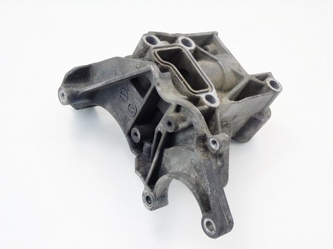 ŁAPA WSPORNIK SILNIKA 3.0 TDI AUDI A4 B8 A5 Q5 A6 ŁAPA WSPORNIK SILNIKA 3.0 TDI AUDI A4 B8 A5 Q5 A6
