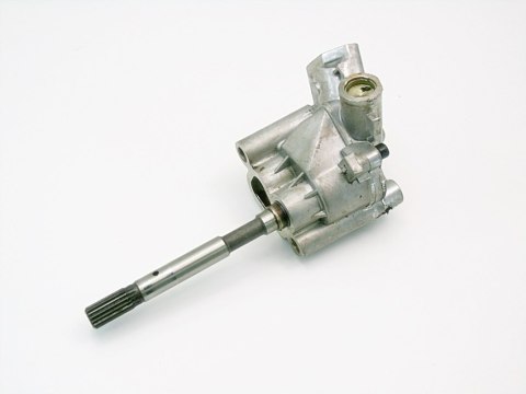 POMPA OLEJU 1.8 T 20V TURBO PASSAT AUDI A4 A6 POMPA OLEJU 1.8 T 20V TURBO PASSAT AUDI A4 A6