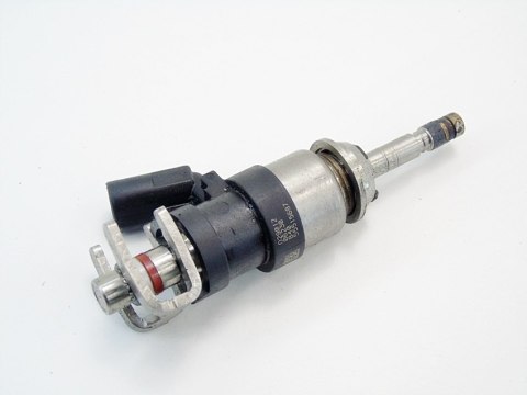 WTRYSKIWACZ 55515687 1.2 TURBO ASTRA K 5 ENCORE WTRYSKIWACZ 55515687 1.2 TURBO ASTRA K 5 ENCORE