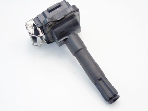 CEWKA ZAPŁONOWA 1.8 T 20V PASSAT B5 AUDI A4 A6 CEWKA ZAPŁONOWA 1.8 T 20V PASSAT B5 AUDI A4 A6