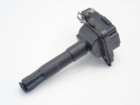 CEWKA ZAPŁONOWA 1.8 T 20V PASSAT B5 AUDI A4 A6 CEWKA ZAPŁONOWA 1.8 T 20V PASSAT B5 AUDI A4 A6