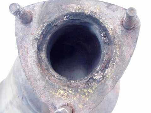 KATALIZATOR KOLEKTO OPEL CORSA C 1.0 13106542 GM75 KATALIZATOR KOLEKTO OPEL CORSA C 1.0 13106542 GM75