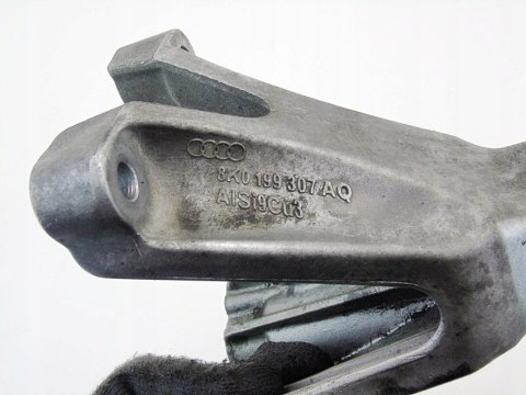 ŁAPA WSPORNIK SILNIKA 3.0 TDI AUDI A4 B8 A5 Q5 A6 ŁAPA WSPORNIK SILNIKA 3.0 TDI AUDI A4 B8 A5 Q5 A6