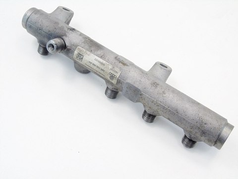 LISTWA WTRYSKOWA 2.7 3.0 TDI AUDI A4 B8 A5 Q5 LISTWA WTRYSKOWA 2.7 3.0 TDI AUDI A4 B8 A5 Q5