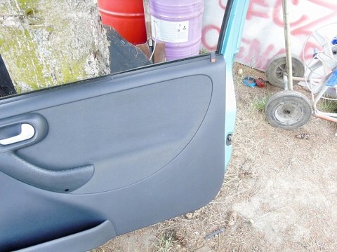 DRZWI PRAWY PRZÓD OPEL CORSA C 3 DRZWIOWA Z397 DRZWI PRAWY PRZÓD OPEL CORSA C 3 DRZWIOWA Z397