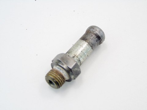 KRÓCIEC WODY GŁOWICY 2.0 T TURBO VOLVO S40 V40 KRÓCIEC WODY GŁOWICY 2.0 T TURBO VOLVO S40 V40