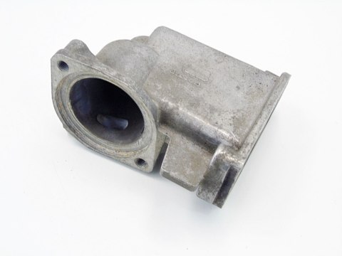 OBUDOWA TERMOSTATU 2.0 T TURBO VOLVO S40 V40 OBUDOWA TERMOSTATU 2.0 T TURBO VOLVO S40 V40