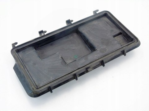 OSŁONA POKRYWA BEZPIECZNIKÓW AUDI 80 B4 8A0941801 OSŁONA POKRYWA BEZPIECZNIKÓW AUDI 80 B4 8A0941801