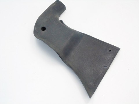 OSŁONA SŁUPKA LEWY PRZÓD AUDI 80 B4 893867271B OSŁONA SŁUPKA LEWY PRZÓD AUDI 80 B4 893867271B