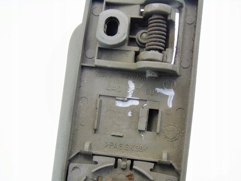 RĄCZKA LAMPKA PODSUFITKI LEWY TYŁ AUDI 80 B4 RĄCZKA LAMPKA PODSUFITKI LEWY TYŁ AUDI 80 B4