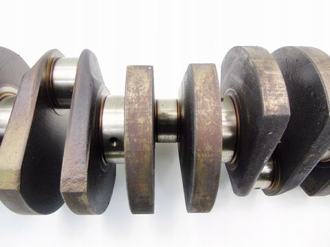 WAŁ KORBOWY 2.4 B 20V VOLVO V70 S70 C70 850 WAŁ KORBOWY 2.4 B 20V VOLVO V70 S70 C70 850