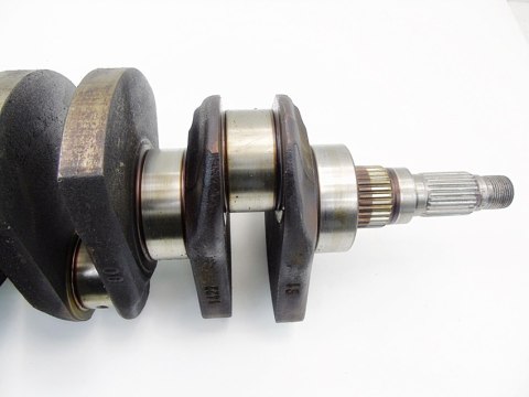 WAŁ KORBOWY 2.4 B 20V VOLVO V70 S70 C70 850 WAŁ KORBOWY 2.4 B 20V VOLVO V70 S70 C70 850