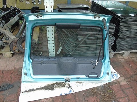 KLAPA SZYBA BAGAŻNIKA TYŁ OPEL CORSA C 3 D Z397 KLAPA SZYBA BAGAŻNIKA TYŁ OPEL CORSA C 3 D Z397