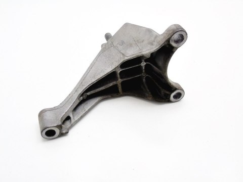 ŁAPA SKRZYNI BIEGÓW 1.8 16V MONDEO MK3 MAZDA 6 5 ŁAPA SKRZYNI BIEGÓW 1.8 16V MONDEO MK3 MAZDA 6 5