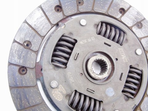 SPRZĘGŁO TARCZA DOCISK 1.1 8V PANDA II SEICENTO SPRZĘGŁO TARCZA DOCISK 1.1 8V PANDA II SEICENTO