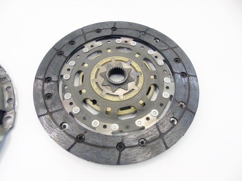 SPRZĘGŁO TARCZA DOCISK 1.8 2.0 16V MONDEO MK3 SPRZĘGŁO TARCZA DOCISK 1.8 2.0 16V MONDEO MK3
