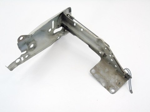 ZACZEP RYGIEL ZAMEK MASKI LEWY AUDI 80 B4 2.0 ZACZEP RYGIEL ZAMEK MASKI LEWY AUDI 80 B4 2.0
