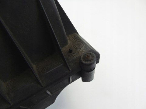 OBUDOWA FILTRA POWIETRZA OPEL CORSA C 3 D 9129743 OBUDOWA FILTRA POWIETRZA OPEL CORSA C 3 D 9129743