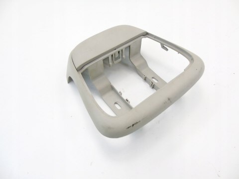 OBUDOWA LAMPKI PODSUFITKI OPEL CORSA C 3 D OBUDOWA LAMPKI PODSUFITKI OPEL CORSA C 3 D