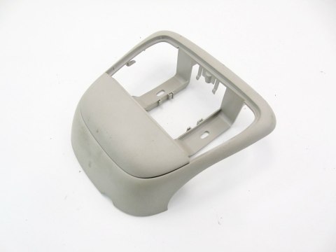 OBUDOWA LAMPKI PODSUFITKI OPEL CORSA C 3 D OBUDOWA LAMPKI PODSUFITKI OPEL CORSA C 3 D