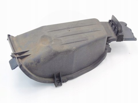 OBUDOWA SKRZYNKI BEZPIECZNIKÓW OPEL CORSA C 3 D OBUDOWA SKRZYNKI BEZPIECZNIKÓW OPEL CORSA C 3 D