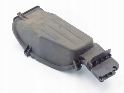 OBUDOWA SKRZYNKI BEZPIECZNIKÓW OPEL CORSA C 3 D OBUDOWA SKRZYNKI BEZPIECZNIKÓW OPEL CORSA C 3 D