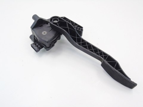 POTENCJOMETR PEDAŁ GAZU OPEL CORSA C 3 D 9129423 POTENCJOMETR PEDAŁ GAZU OPEL CORSA C 3 D 9129423