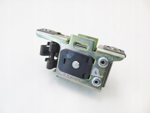 ZAMEK RYGIEL KANAPY PRAWY TYŁ OPEL CORSA C 3 D ZAMEK RYGIEL KANAPY PRAWY TYŁ OPEL CORSA C 3 D