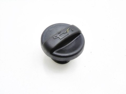 KOREK WLEWU OLEJU 1.6 TDCI C-MAX FOCUS 2 C30 V50 KOREK WLEWU OLEJU 1.6 TDCI C-MAX FOCUS 2 C30 V50