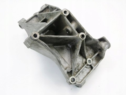 ŁAPA SILNIKA 2.0 HDI 206 306 307 C5 406 XSARA PART ŁAPA SILNIKA 2.0 HDI 206 306 307 C5 406 XSARA PART