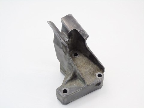 ŁAPA SILNIKA 2.0 HDI 206 306 307 C5 406 XSARA ŁAPA SILNIKA 2.0 HDI 206 306 307 C5 406 XSARA
