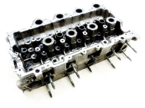 GŁOWICA 1.6 16V TDCI HDI C30 V70 FOCUS C-MAX GŁOWICA 1.6 16V TDCI HDI C30 V70 FOCUS C-MAX