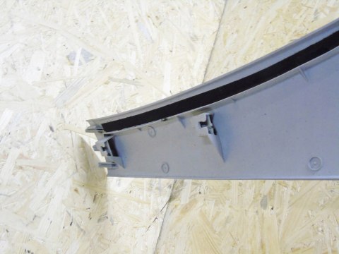 OBUDOWA SŁUPKA PRAWY TYŁ OPEL CORSA C 3 D 09114814 OBUDOWA SŁUPKA PRAWY TYŁ OPEL CORSA C 3 D 09114814