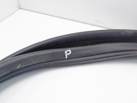 USZCZELKA DRZWI PRAWY PRZÓD OPEL CORSA C 3 D USZCZELKA DRZWI PRAWY PRZÓD OPEL CORSA C 3 D