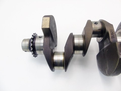 WAŁ KORBOWY 1.6 8V AUDI A4 B6 B7 EXEO PASSAT B5.5 WAŁ KORBOWY 1.6 8V AUDI A4 B6 B7 EXEO PASSAT B5.5