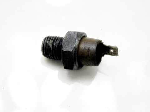 CZUJNIK CIŚNIENIA OLEJU GAZELLE 2.1TD GAZ 560 STEY CZUJNIK CIŚNIENIA OLEJU GAZELLE 2.1TD GAZ 560 STEY