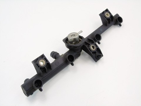 LISTWA WTRYSKOWA 1.6 1.4 MEGANE SCENIC KANGOO CLIO LISTWA WTRYSKOWA 1.6 1.4 MEGANE SCENIC KANGOO CLIO