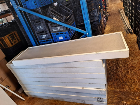 Lampa oprawa wisząca magazyn warsztat przemysłowa 3x25 155x44x9