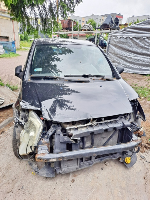 CITROEN C2 NA CZĘŚCI 1.4 8V KFV 2006R KLAPA DRZWI SILNIK SKRZYNIA CITROEN C2 NA CZĘŚCI 1.4 8V KFV 2006R KLAPA DRZWI SILNIK SKRZYNIA