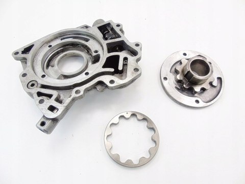 POMPA OLEJU 2.5 TDS TD OMEGA BMW E38 E39 E34 E36 POMPA OLEJU 2.5 TDS TD OMEGA BMW E38 E39 E34 E36