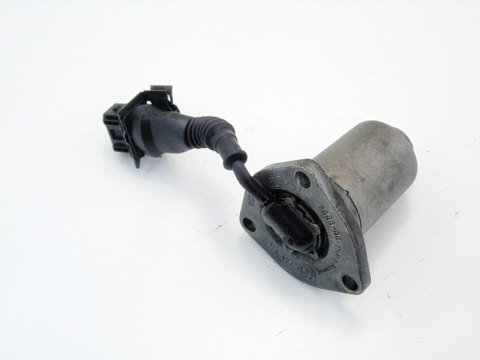 CZUJNIK OLEJU 2.5 TDS TD BMW E38 E39 E34 E36 OMEGA CZUJNIK OLEJU 2.5 TDS TD BMW E38 E39 E34 E36 OMEGA