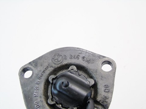 CZUJNIK OLEJU 2.5 TDS TD BMW E38 E39 E34 E36 OMEGA CZUJNIK OLEJU 2.5 TDS TD BMW E38 E39 E34 E36 OMEGA